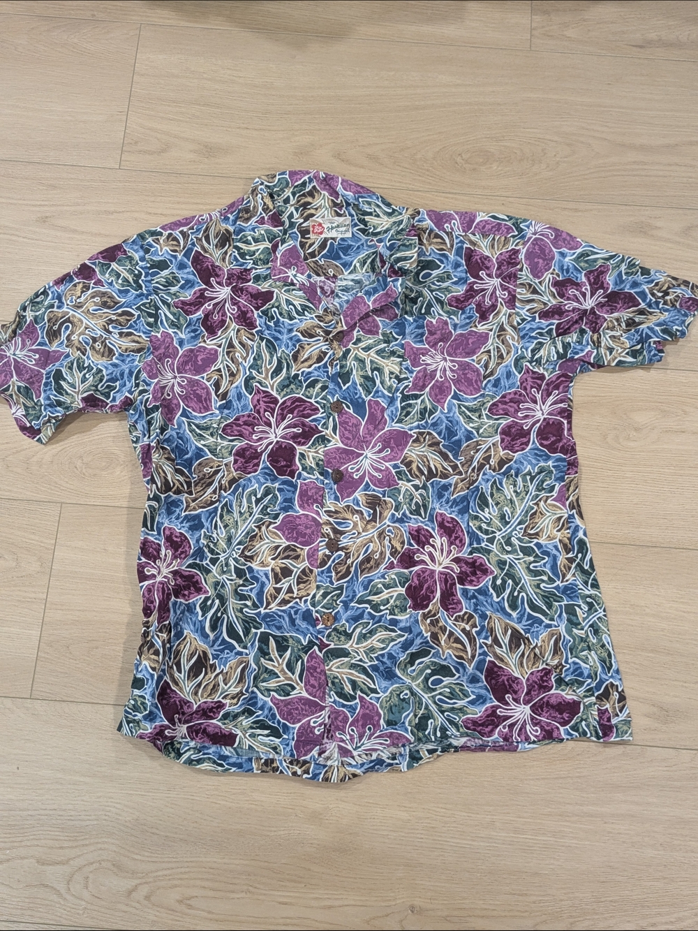 Hilo Hattie Multicolor Floral Short-Sleeve Button-Up Shirt Size XL
